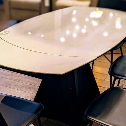 Emerald 39-59" Extendable Table