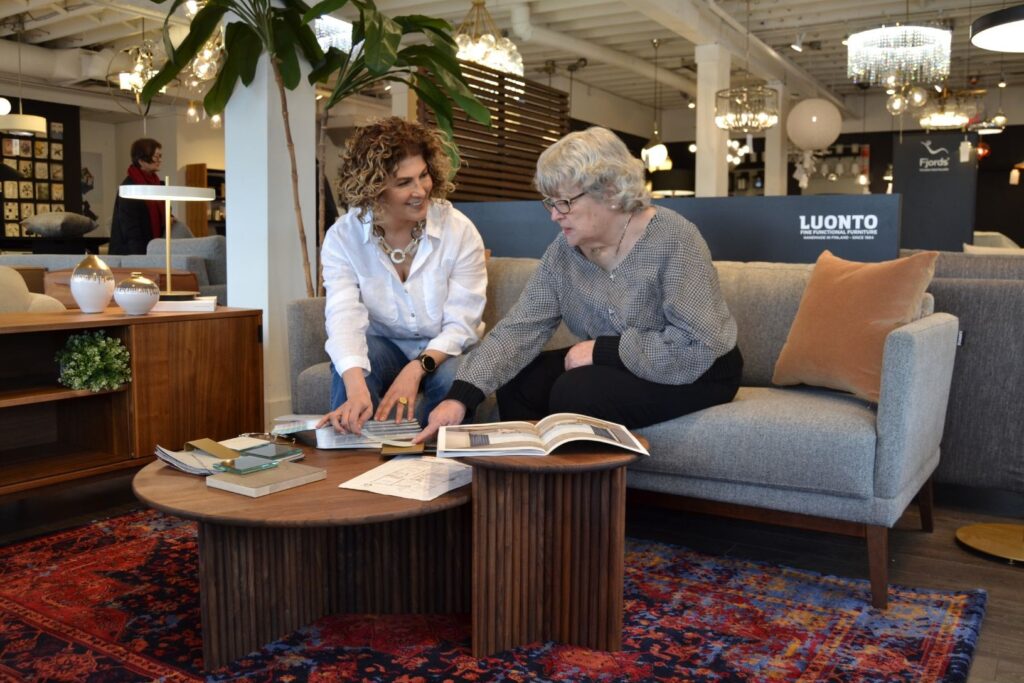 Free Design Services OMG it's small Design consultant services