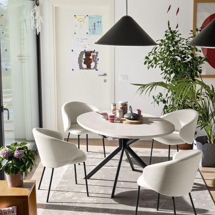Giove ⌀47" Round Extendable Table Melamine Top