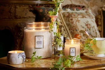 voluspa jasmine midnight bloom mini tin candle. omgitssmallwebp